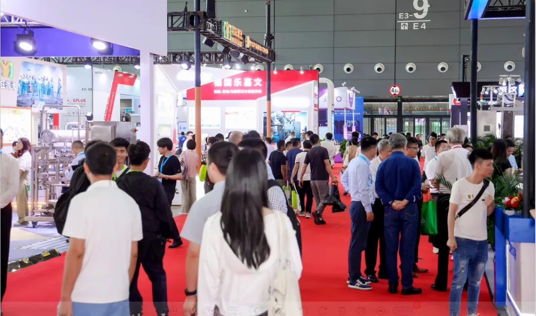 花花牛乳業(yè)集團黨委書記、董事長唐洪峰一行參加中國乳制品工業(yè)協(xié)會第三十次年會暨2024中國（國際）乳業(yè)技術(shù)博覽會