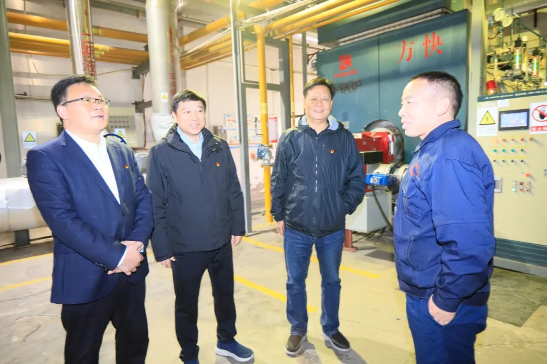 新春慰問送關(guān)懷——集團(tuán)黨委書記、董事長(zhǎng)慰問春節(jié)期間堅(jiān)守崗位的一線職工