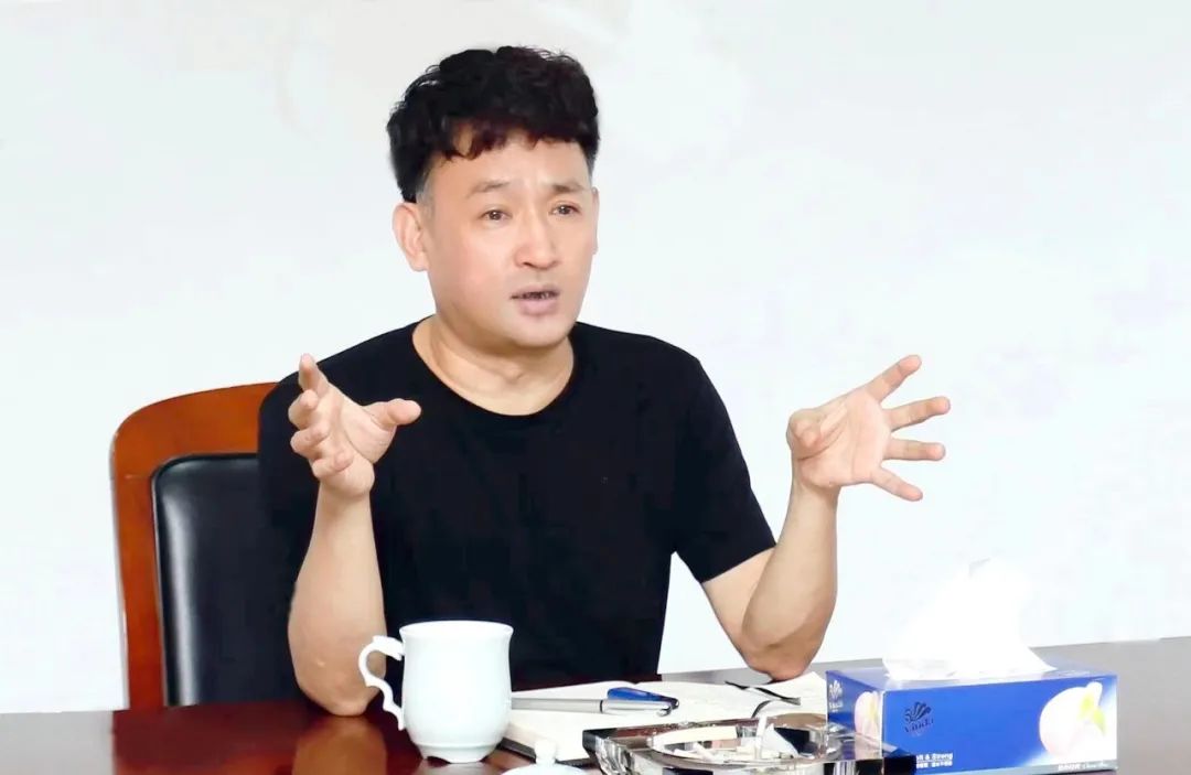 繼往開來 · 再創(chuàng)輝煌 | 花花牛乳業(yè)集團(tuán)召開9月營(yíng)銷、養(yǎng)殖及飼料月度經(jīng)營(yíng)工作會(huì)議