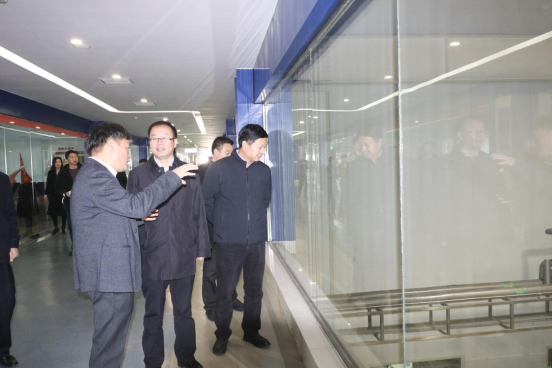 寧夏回族自治區(qū)農(nóng)業(yè)農(nóng)村廳黨組書(shū)記、廳長(zhǎng)王剛一行蒞臨花花牛乳業(yè)集團(tuán)調(diào)研