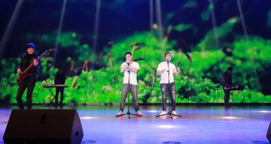 “贏在2019”，花花牛乳業(yè)集團(tuán)2019年新春晚會盛大開幕