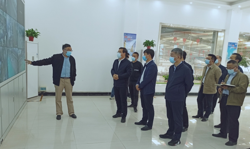 駐馬店市委副書(shū)記、市長(zhǎng)李躍勇一行 蒞臨花花牛乳業(yè)集團(tuán)新蔡豫信瑞亞牧場(chǎng)調(diào)研